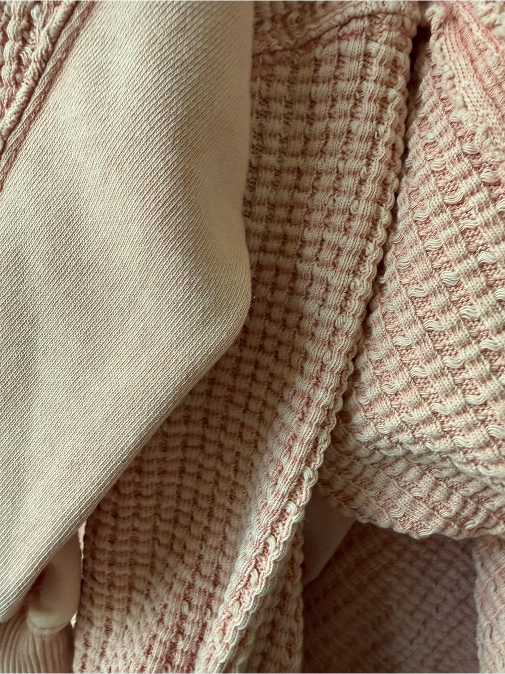 American Eagle Camden pinkWomen's Waffle Knit Oversized Sweater - Picture 7 of 7